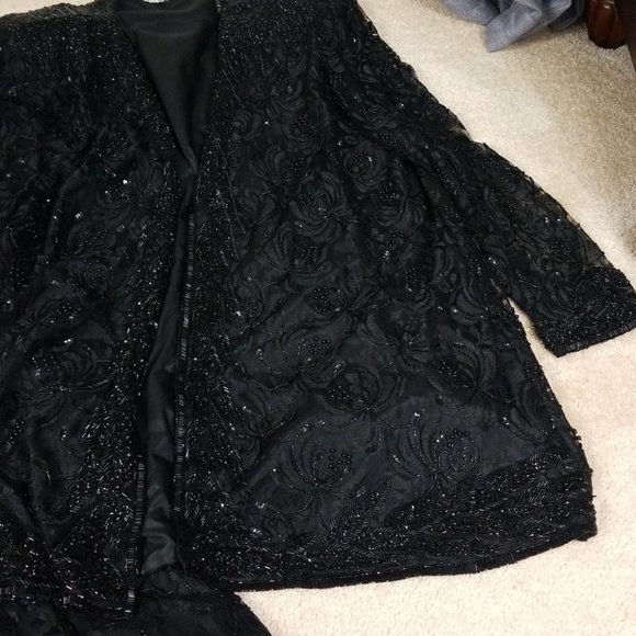 Dress - Picture 3 of 8